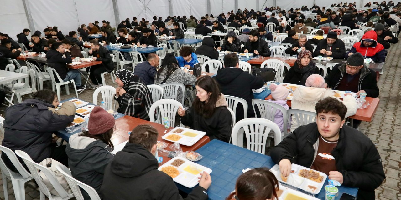 Odunpazarı'nda ilk iftar programı düzenlendi