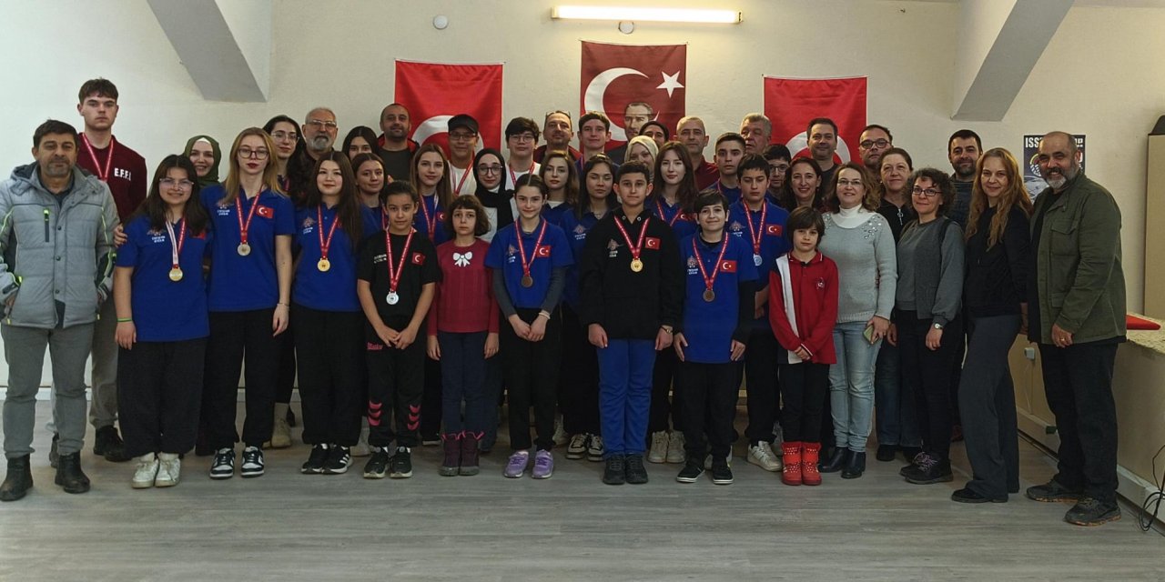 Atıcılıkta okullar kapıştı