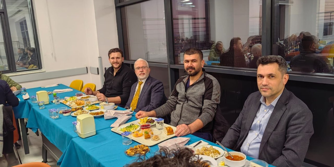Eskişehir İl Sağlık Müdürü hastane personelleri ile iftar yaptı