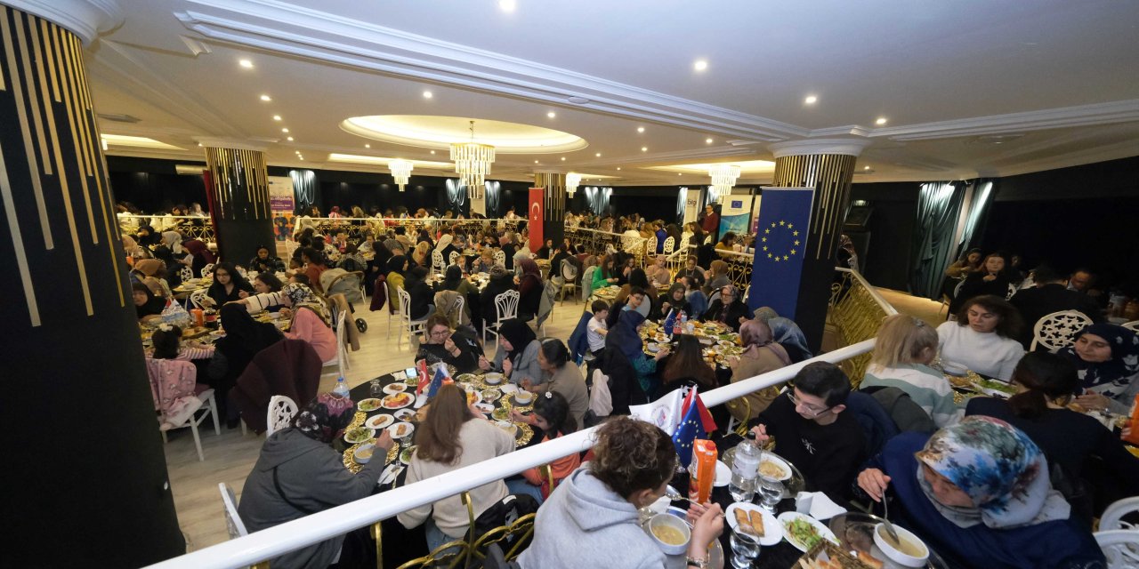 Eskişehir AB Bilgi Merkezi’nden iftar programı