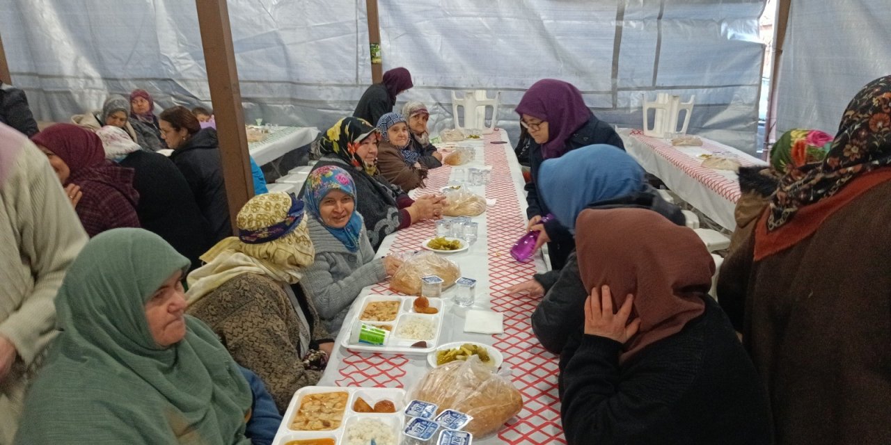 O köy 30 yıllık Ramazan geleneğini yaşatıyor
