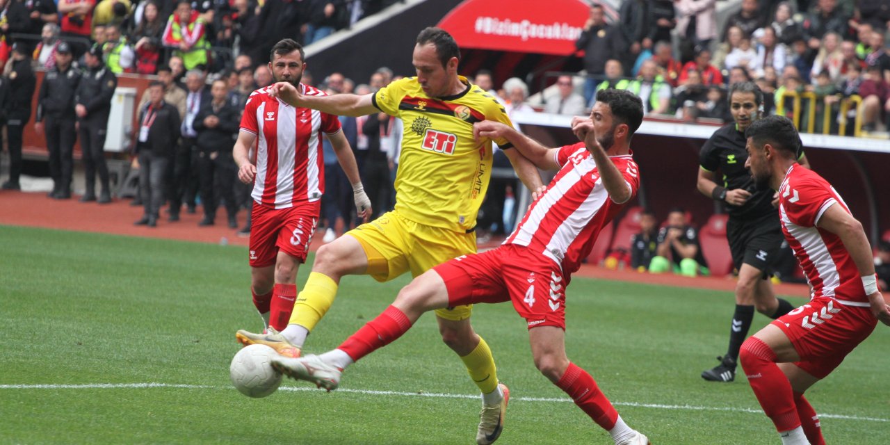 Necati attığı goller ile  3. Lig kapısı araladı