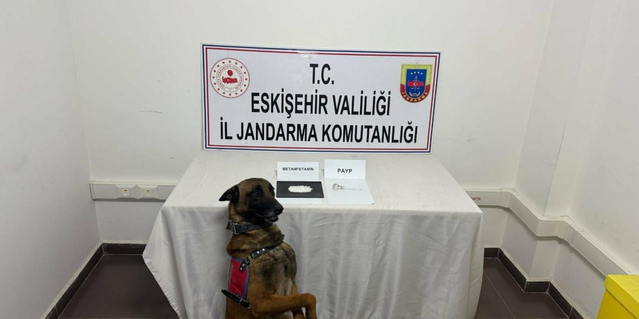 Beylikova'ya uyuşturucu taşırken yakalandı!