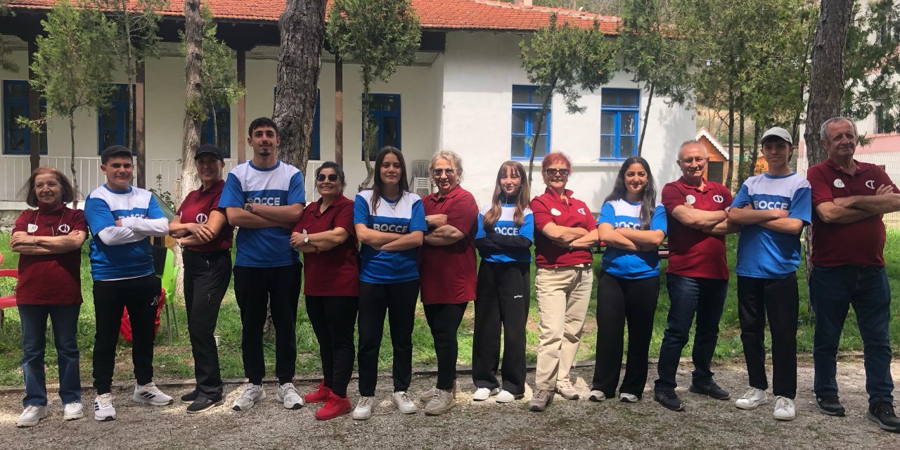 Bocce sporuna Tazelenme Üniversitesi öğrencileri katıldı