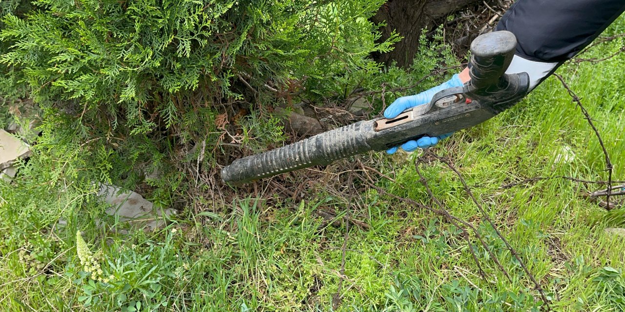 Eskişehir’de çalıların arasına gizlenmiş pompalı tüfek bulundu