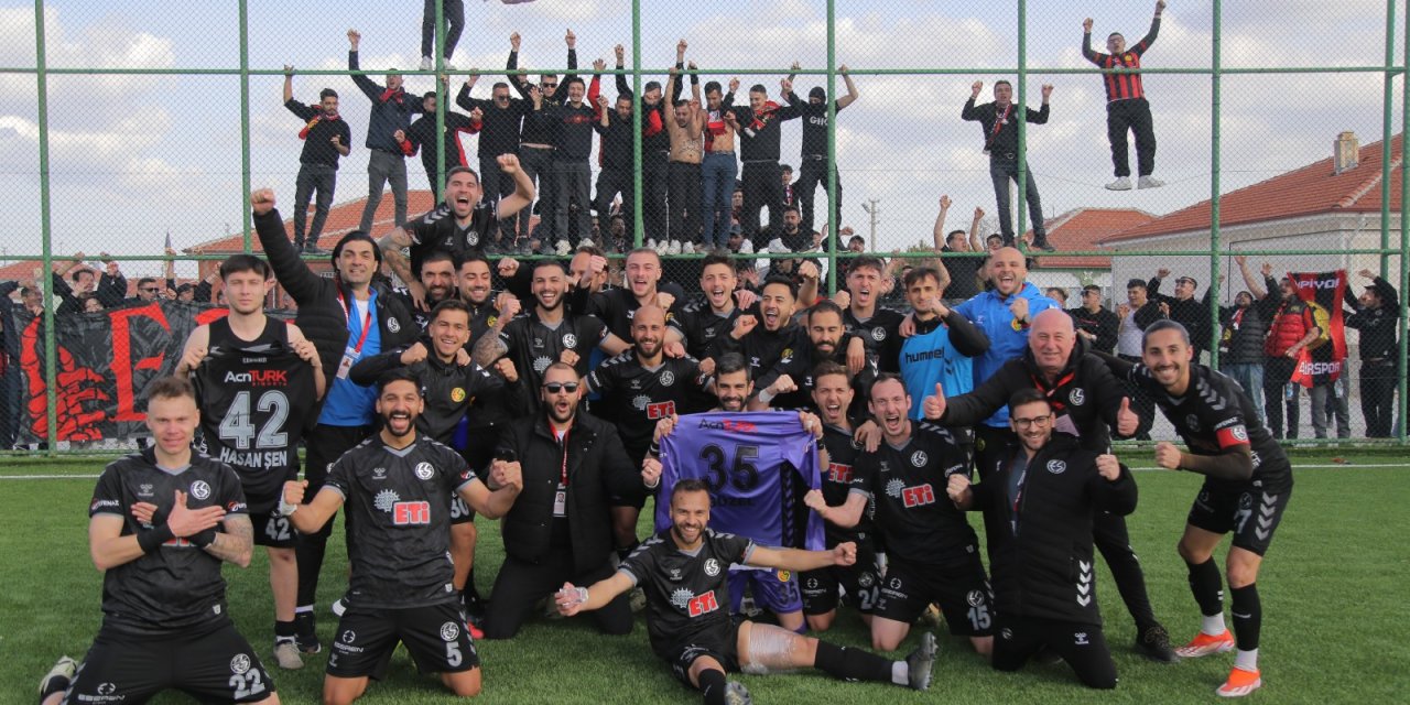 Şampiyon biz olacağız