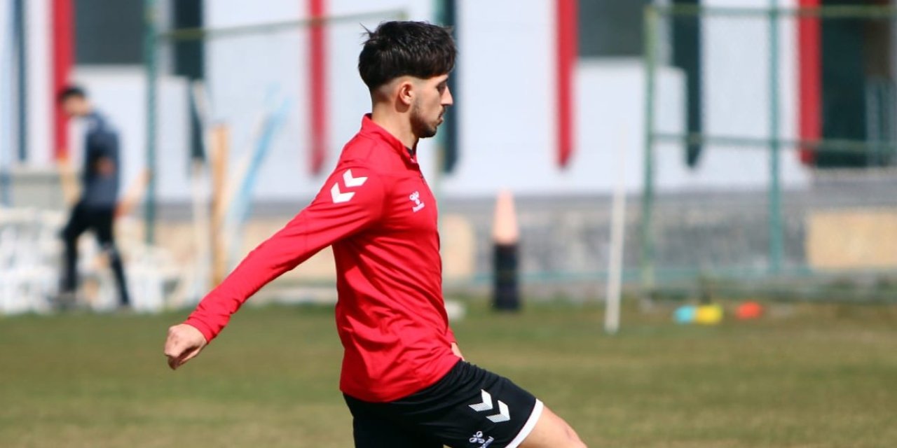 Maça yetişecek