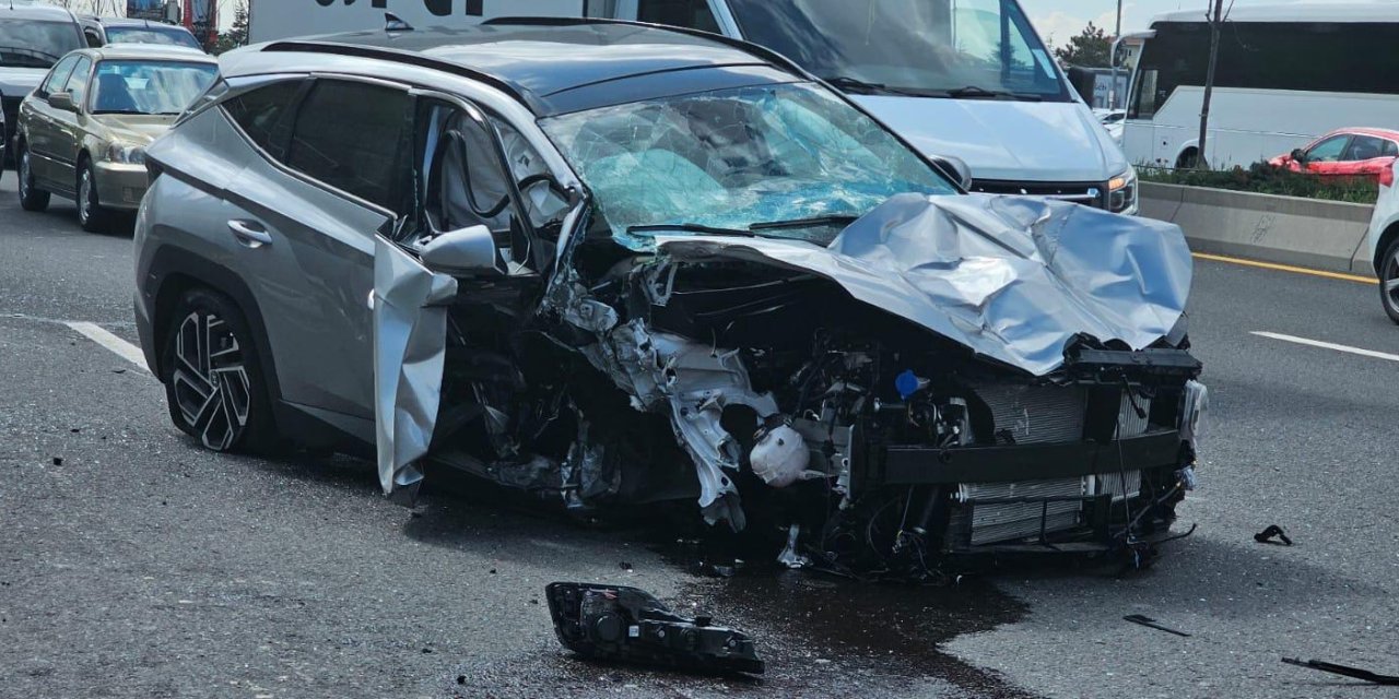 Otomobil feci kaza yaptı: 2 ağır yaralı