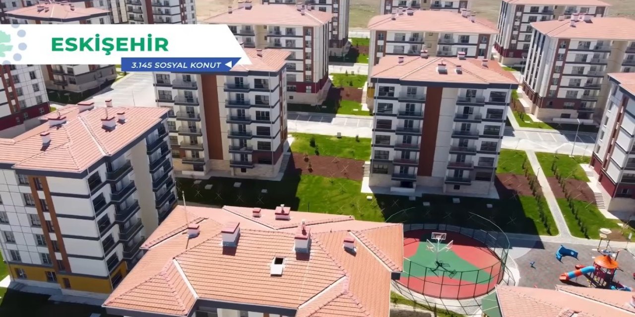 Eskişehir'de TOKİ konutlarının anahtar teslimi yapılıyor