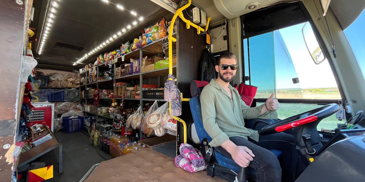Seyyar marketi ile günde 40 köyde satış yapıyor