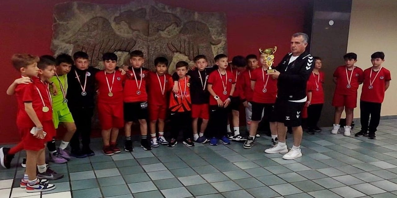 Alt Yapı Spor Kulübü’nün alt yapısı sağlam geliyor