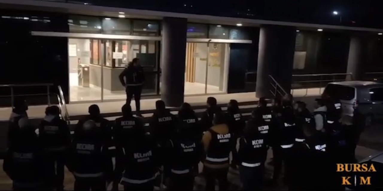 107 emekliyi dolandıran çete çökertildi : 7 kişi tutuklandı