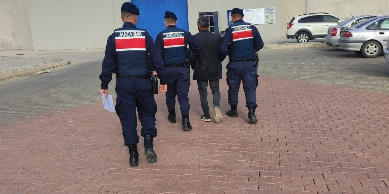 5 yıl 2 ay 15 gün hapis cezasıyla aranan şahıs yakalandı