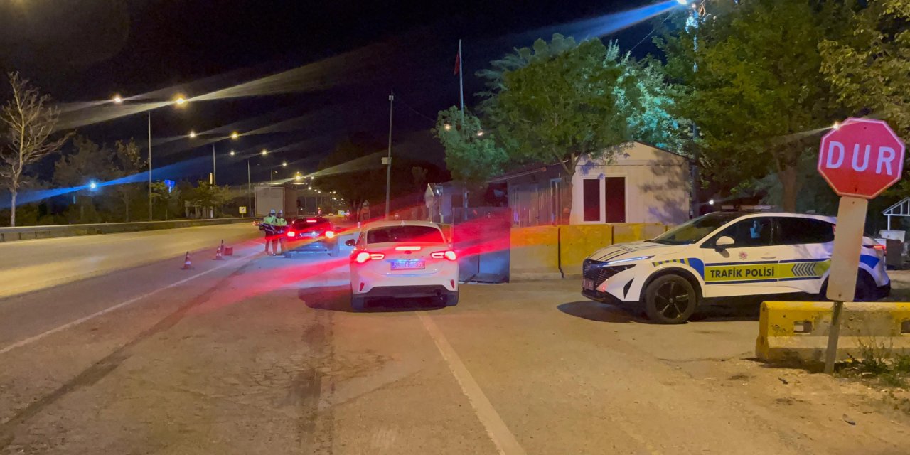 Eskişehir'de kaçmaya çalışırken polis memuruna çarptı!