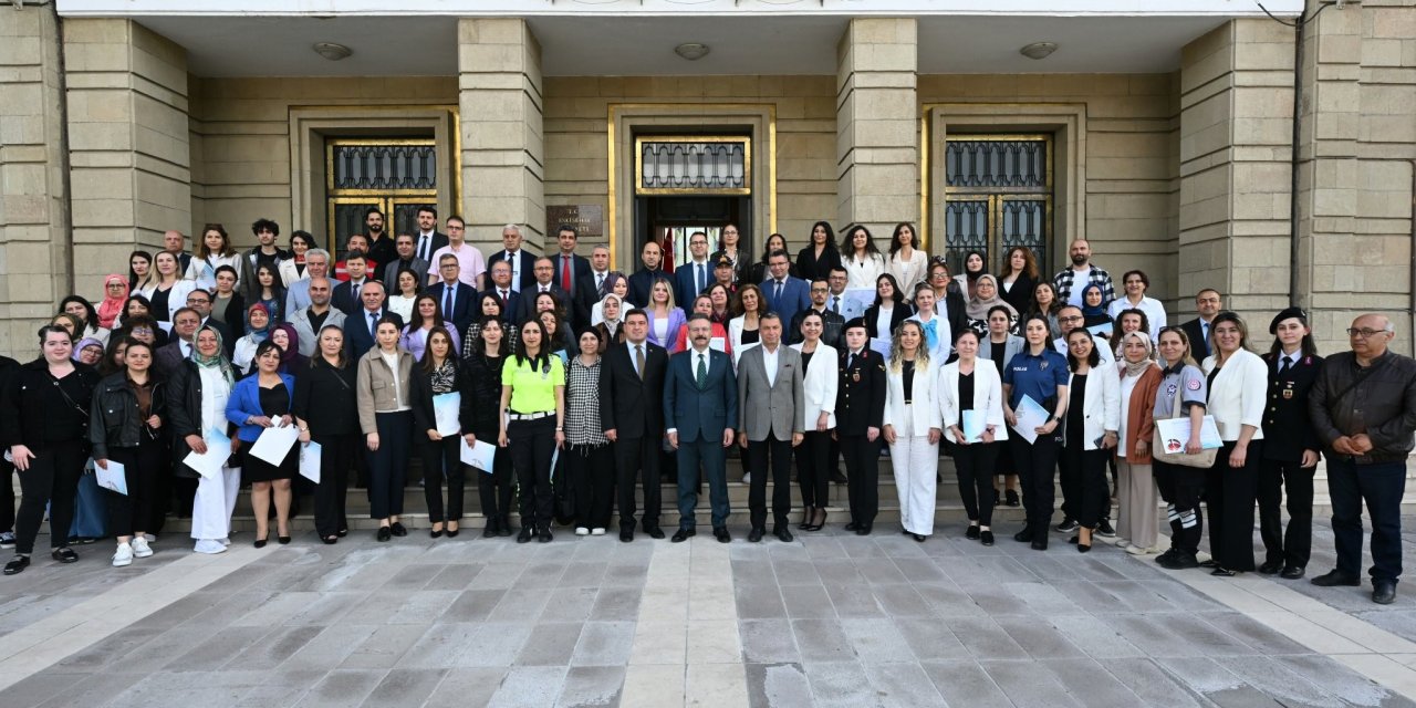 'Ellerim Sesin Olsun' projesinin kapanış töreni yapıldı