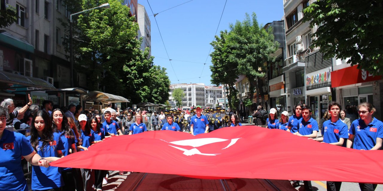 Gençlik Haftası coşkulu başladı