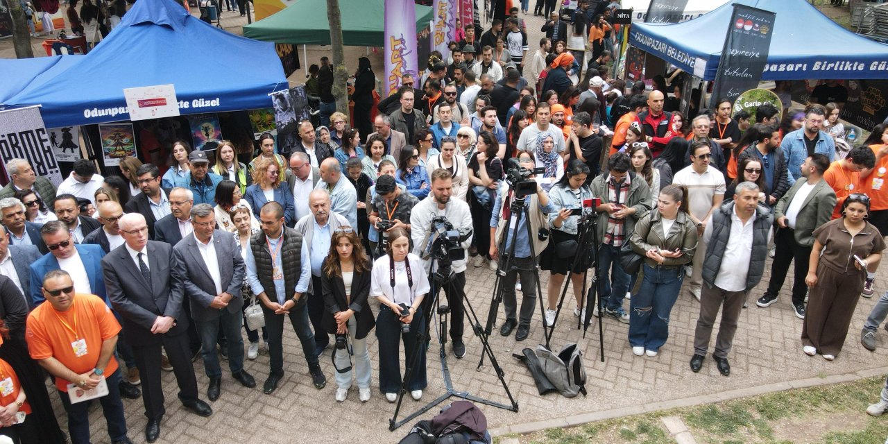 3D Gençlik Festivali coşkulu bir açılışla başladı