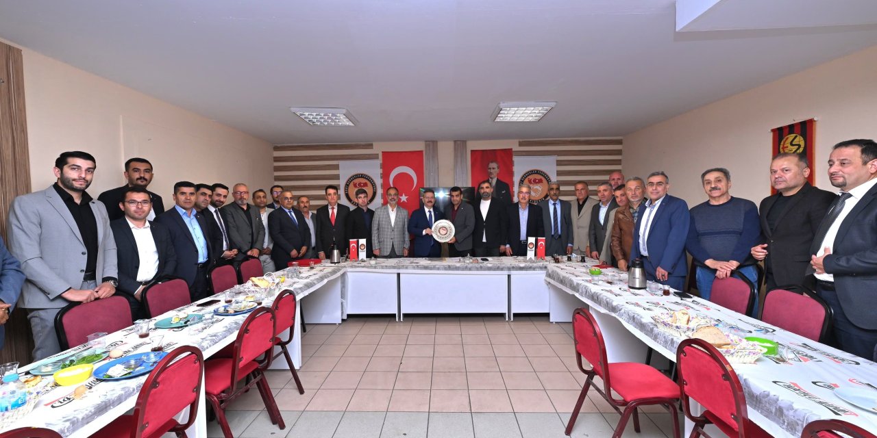 "Dost Dernekler Platformu'nun çabaları oldukça kıymetlidir"
