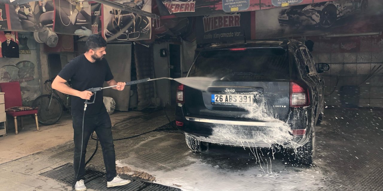 Bireysel araç yıkama noktaları vatandaşları zarara uğratıyor