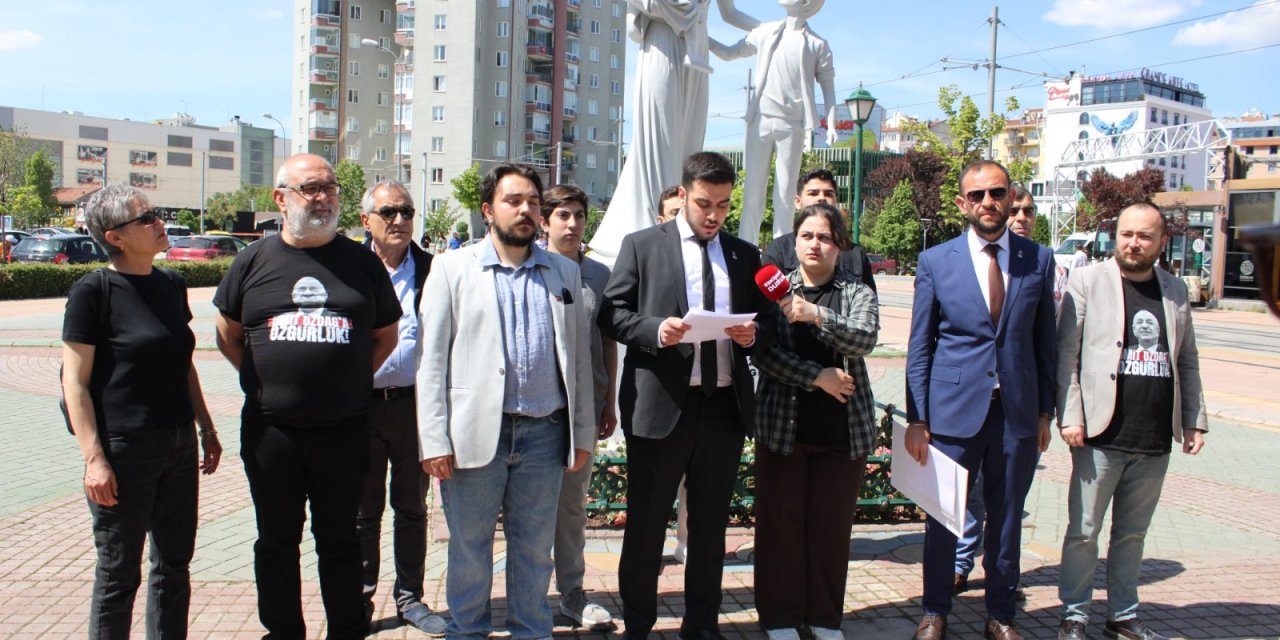 “Lozanı tartışmaya açmak Türk milletinin bağımsızlığına ihanettir”