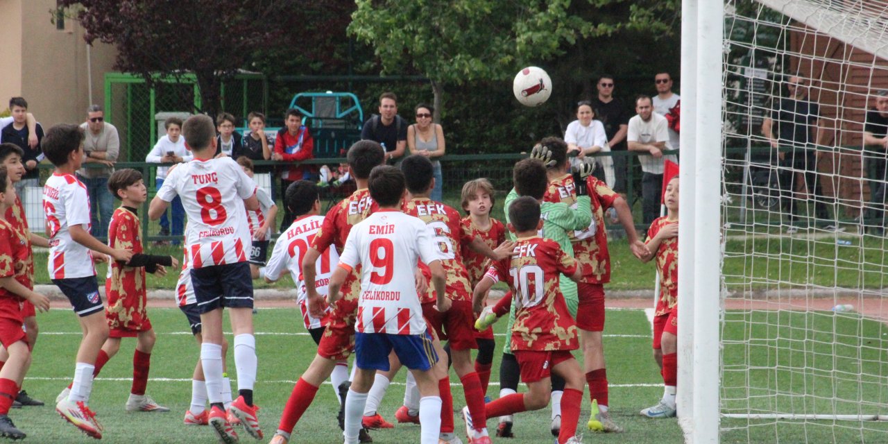 U13 Ligi’nde yarı final heyecanı