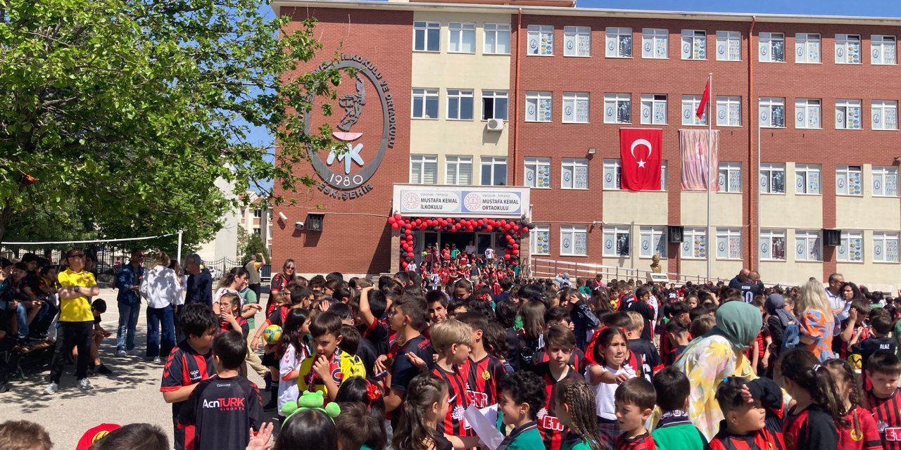 Mustafa Kemal’de şampiyonluk coşkusu