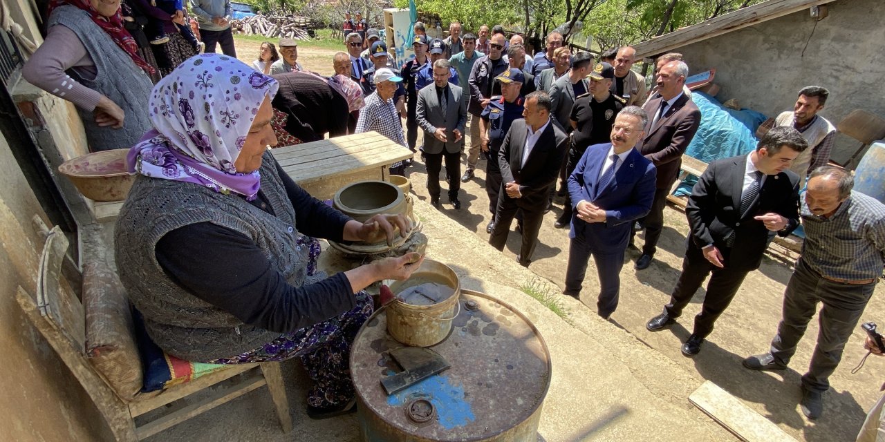 Vali Aksoy Mihalıççık İlçesi'nde  incelemelerde bulundu