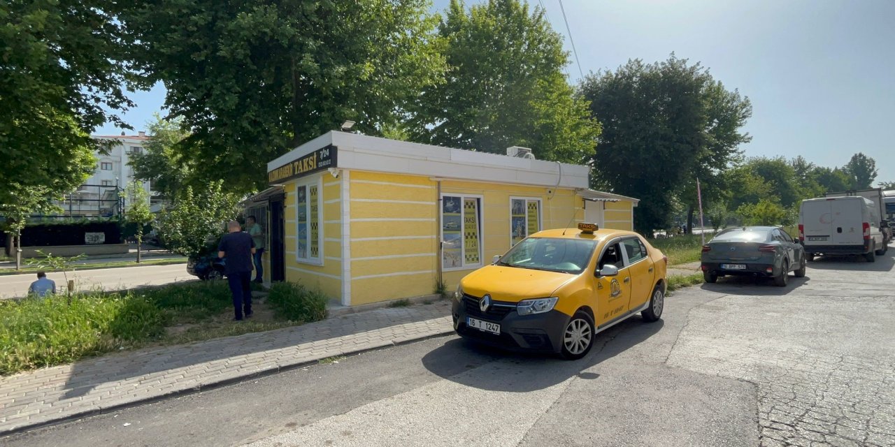Taksiciyi silah zoruyla gasp etmişti, tutuklandı
