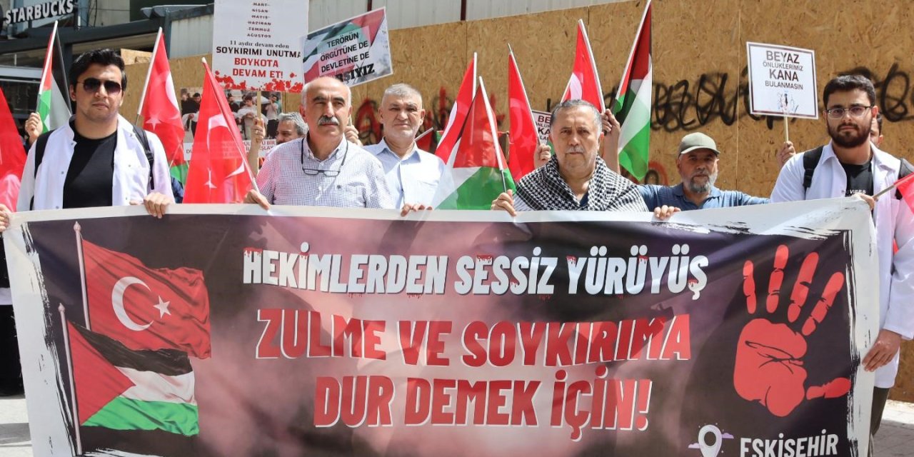 Eskişehir'de Filistin için sessiz yürüyüş