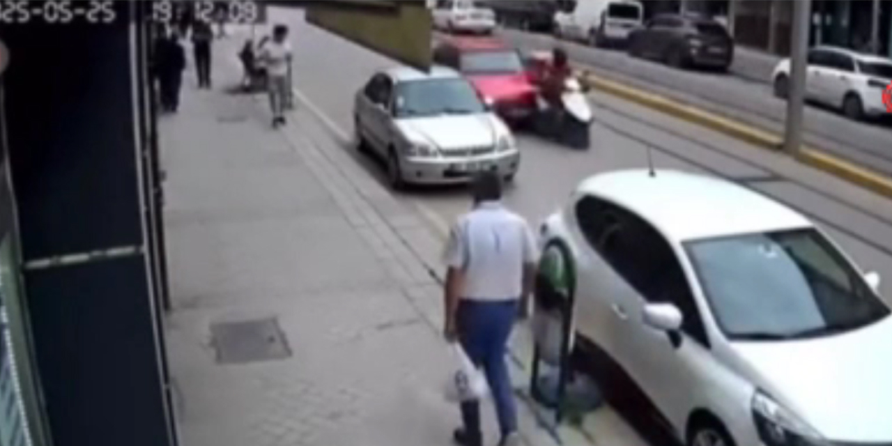 Eskişehir’de kuryeye çarpan otomobil sürücüsü kaçtı