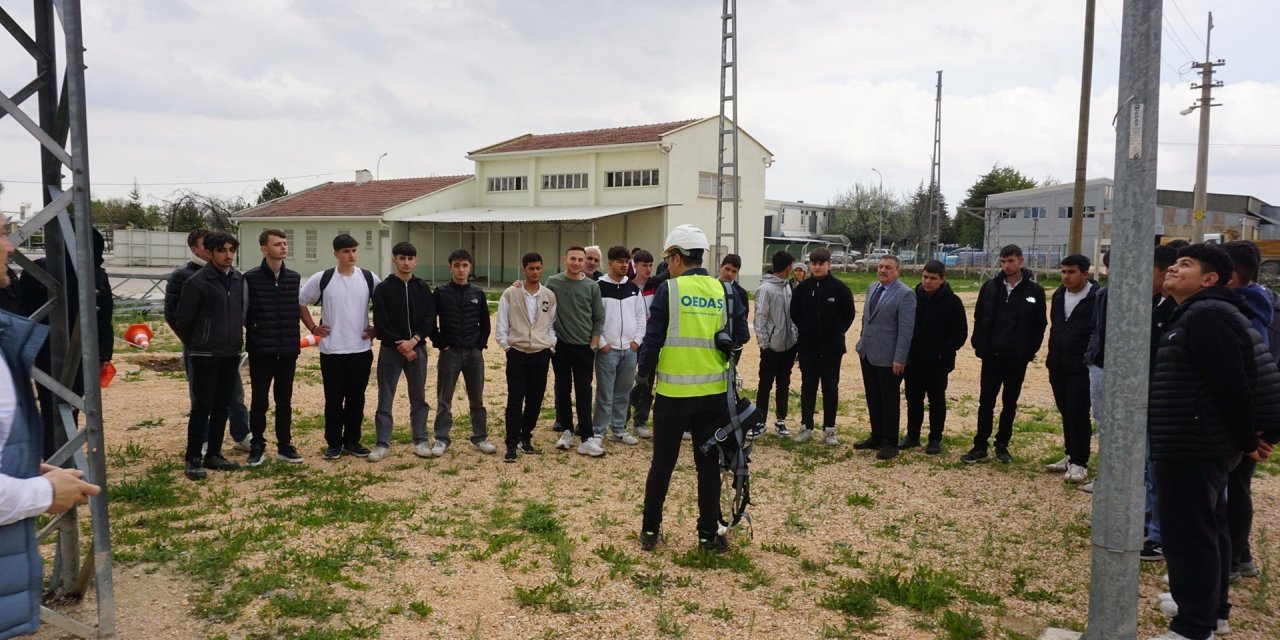 OEDAŞ personellerine iş sağlığı ve güvenliği eğitimi verdi
