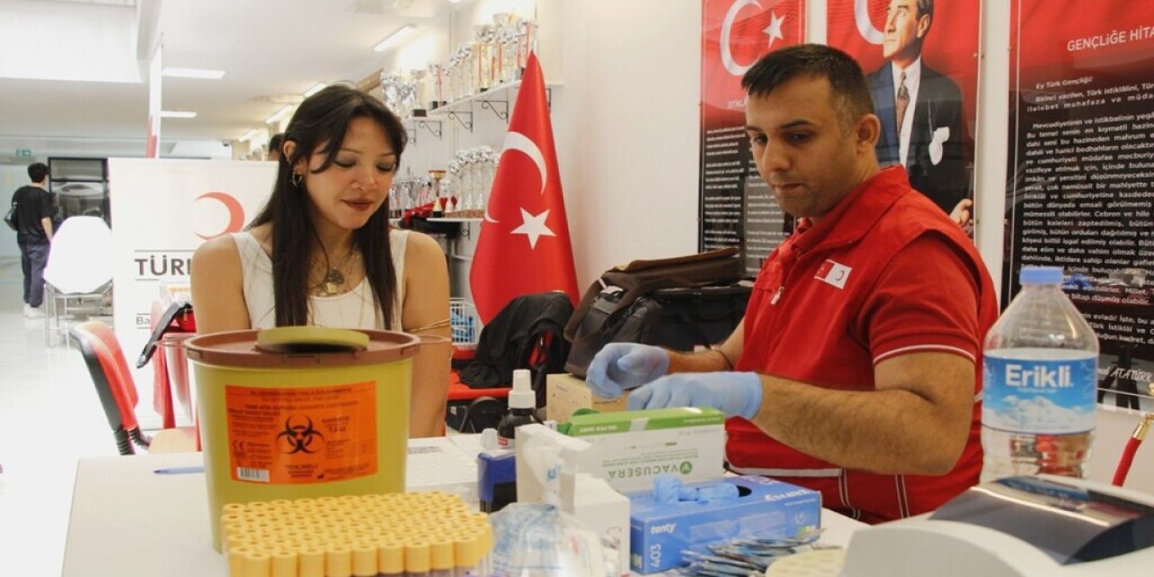 Kök hücre ve kan bağışı konferansı gerçekleştirildi