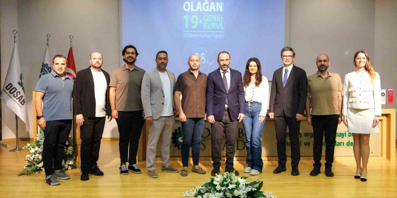 DOSABSİAD’da bayrak değişimi
