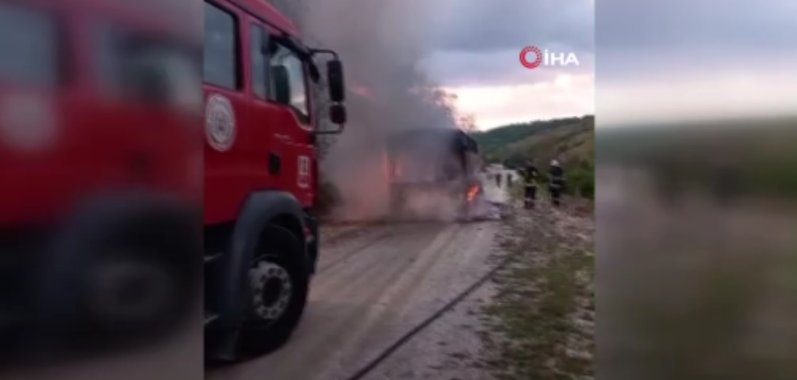 Eskişehir'de belediye otobüsü yandı