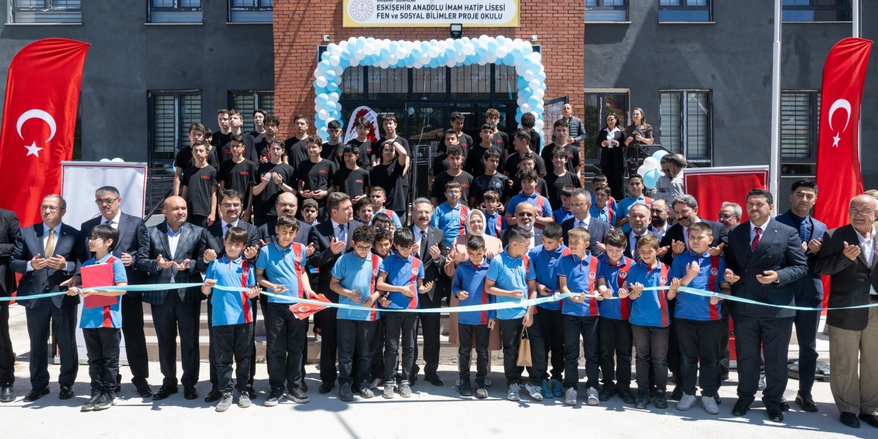 Eskişehir Anadolu İmam Hatip Lisesi'nin açılış töreni gerçekleşti
