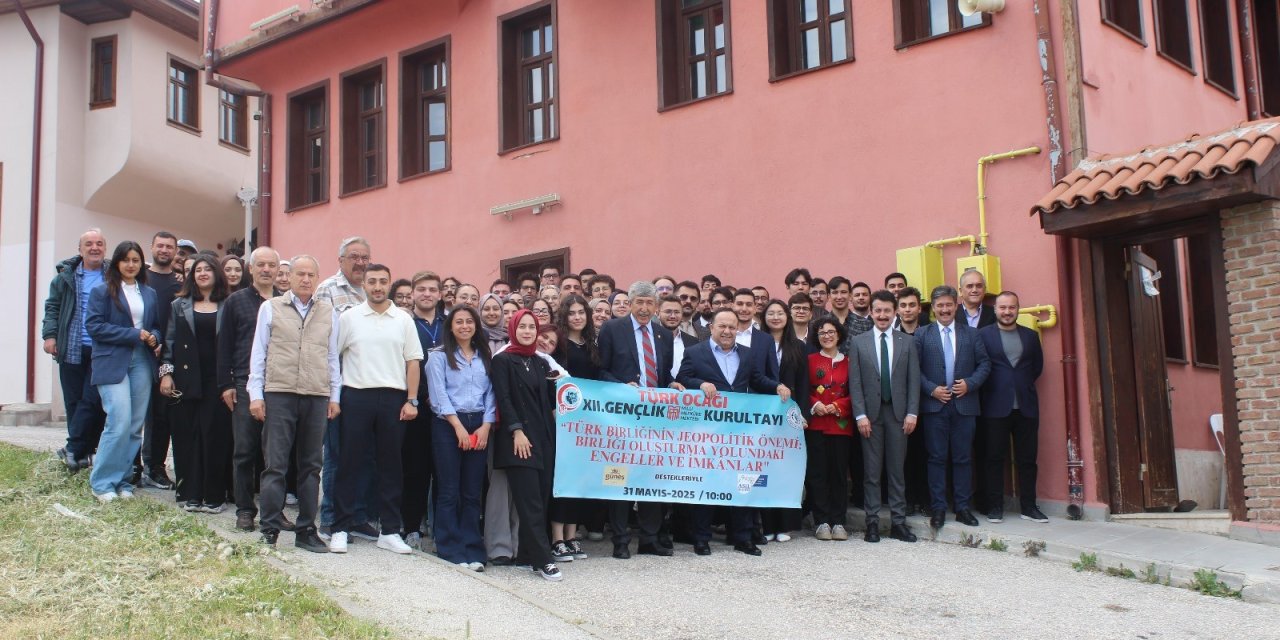 XII. Gençlik Kurultayı açılış oturumu gerçekleşti