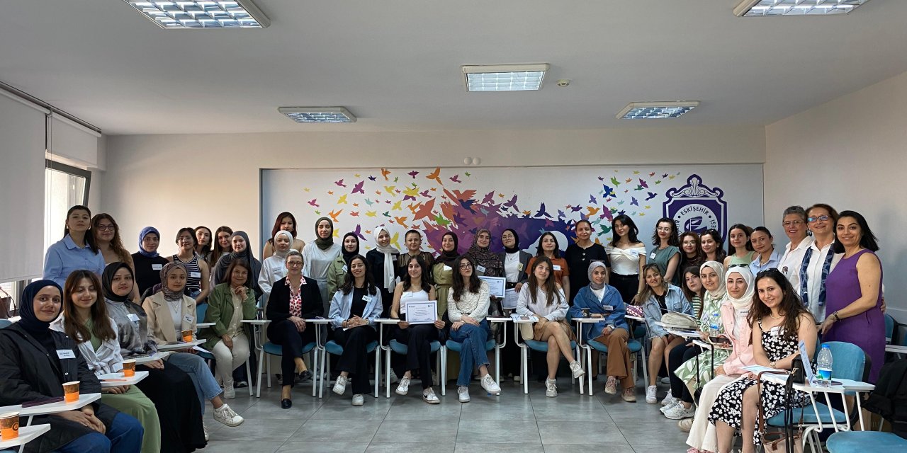Eskişehir'de Kadın Sağlığı Seminerleri devam ediyor