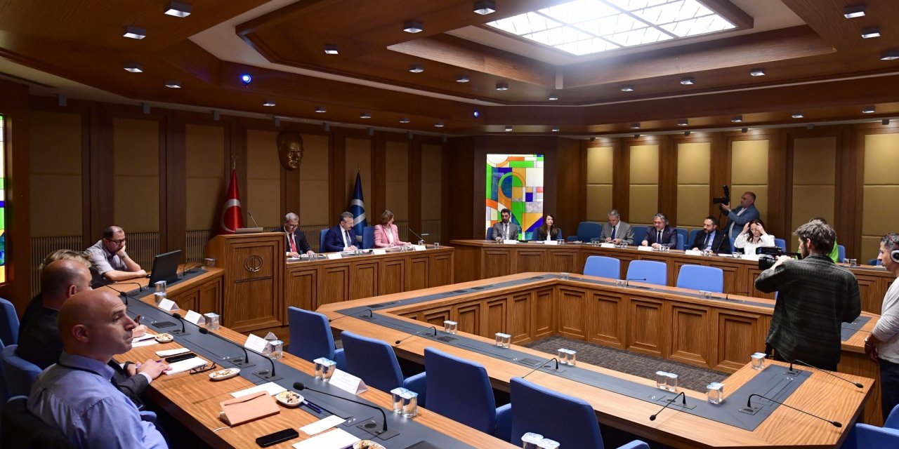 Anadolu Üniversitesi'nin geleceğine dair değerlendirme yapıldı