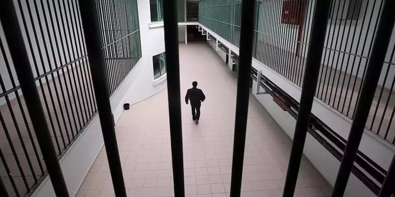 Cezaevlerinden tahliyeler başladı