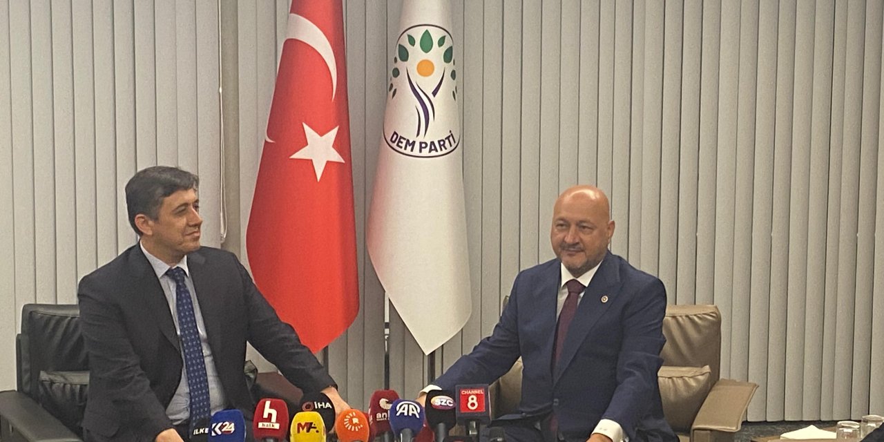 AK Parti'den DEM Parti'ye ziyaret