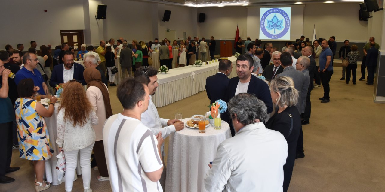 ESOGÜ personelleri bayramlaşma programında buluştu