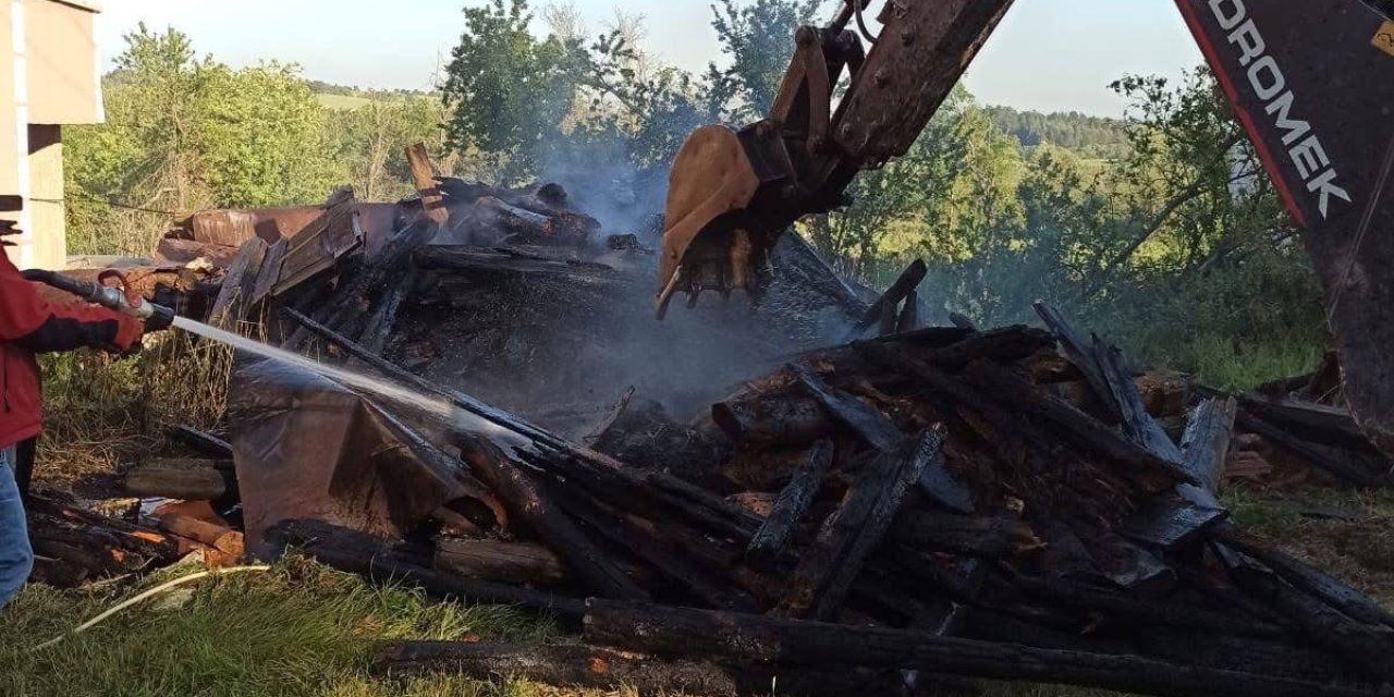 Bolu'da çıkan yangın korkuttu