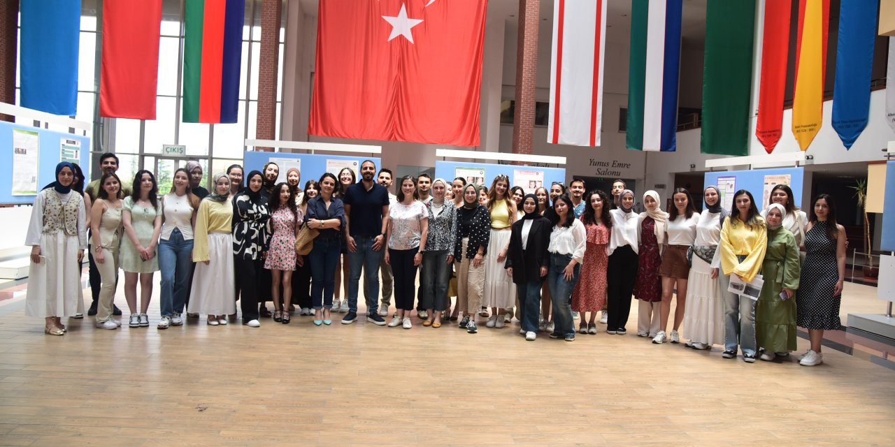 Anadolu Üniversitesi'nde öğrenciler poster sunum etkinliği yaptı