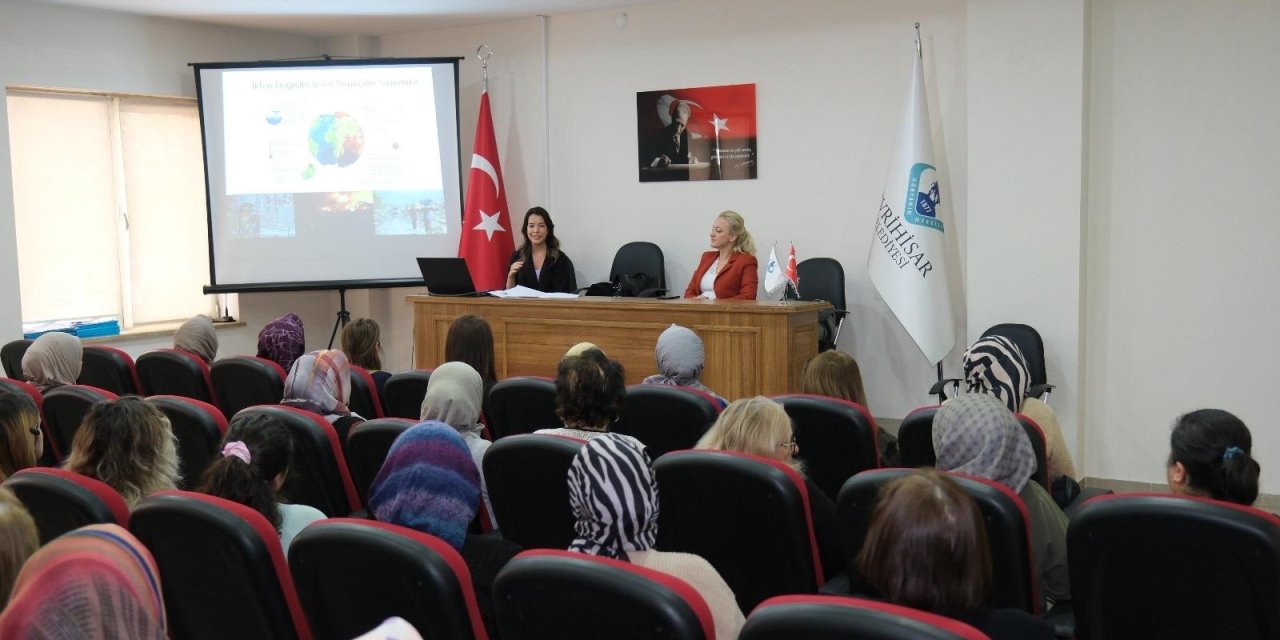 'İklim Değişikliği ve Sürdürülebilir Yaşam' eğitimleri tamamlandı