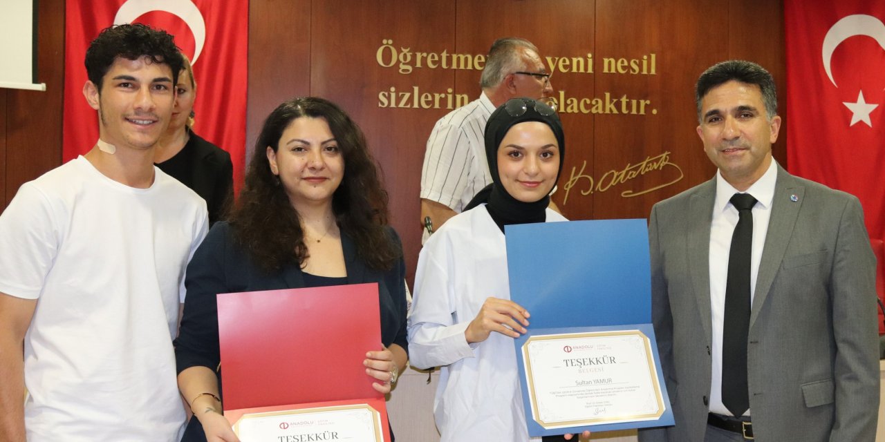 Anadolu Üniversitesi'nden öğrenciler için kutlama programı