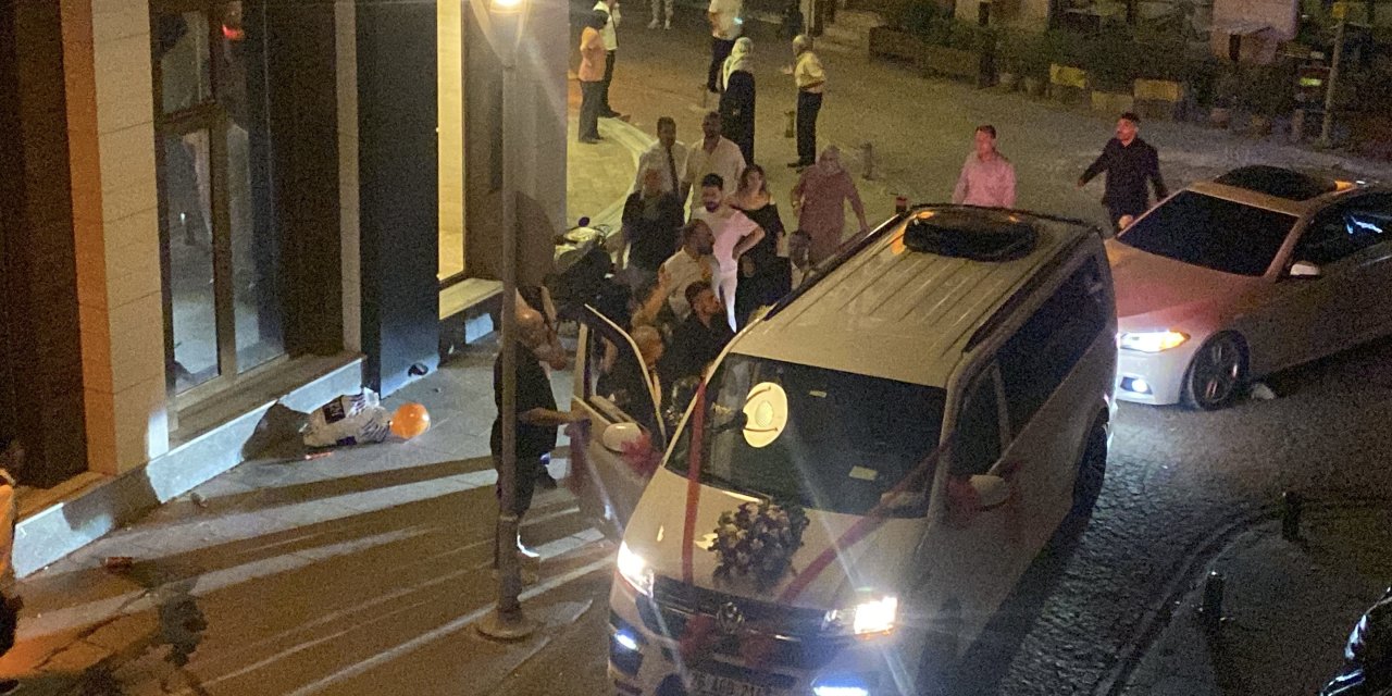 Eskişehir’de düğün konvoyunda kavga!