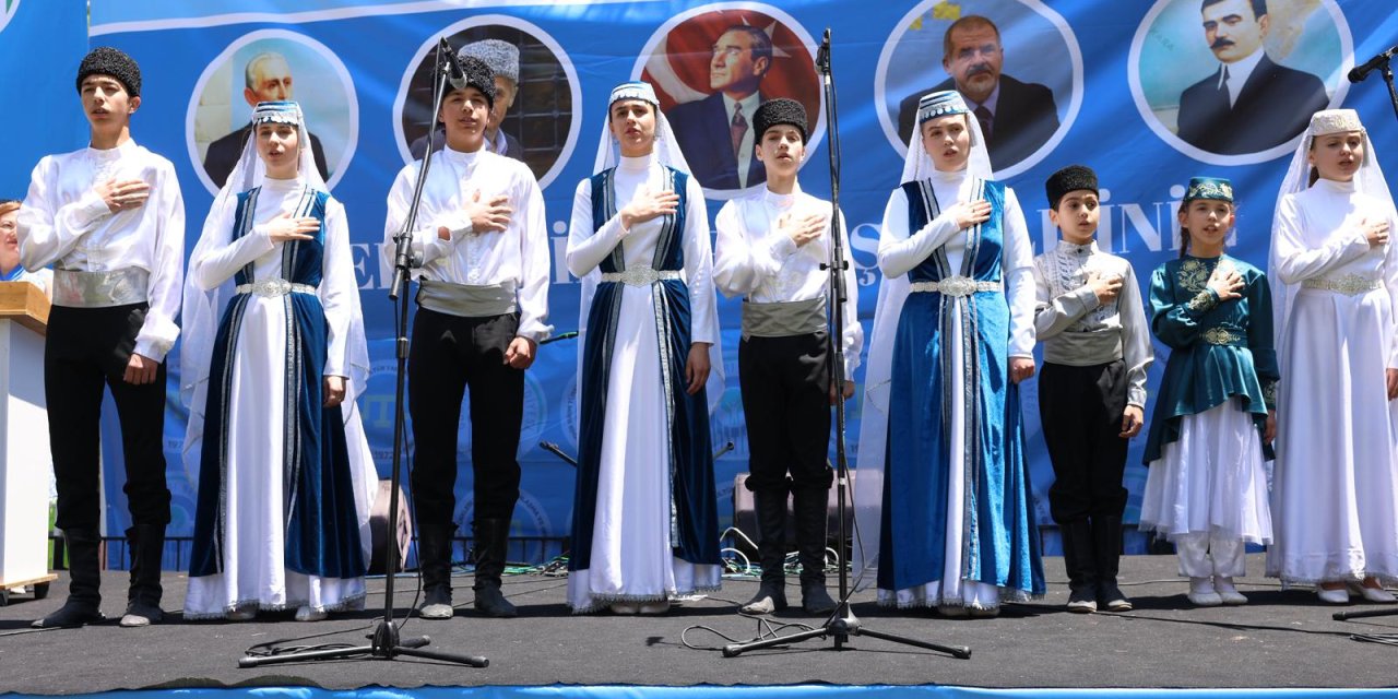 "Aslını inkar eden haramzadedir"