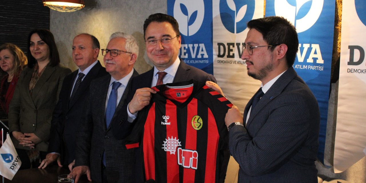 DEVA Parti Genel Başkanı Ali Babacan Eskişehir’de konuştu