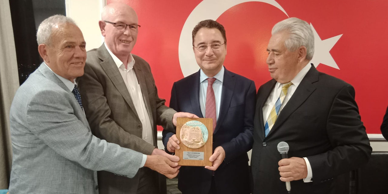 Ali Babacan: “Hukuk yoksa demokrasi de olmaz”