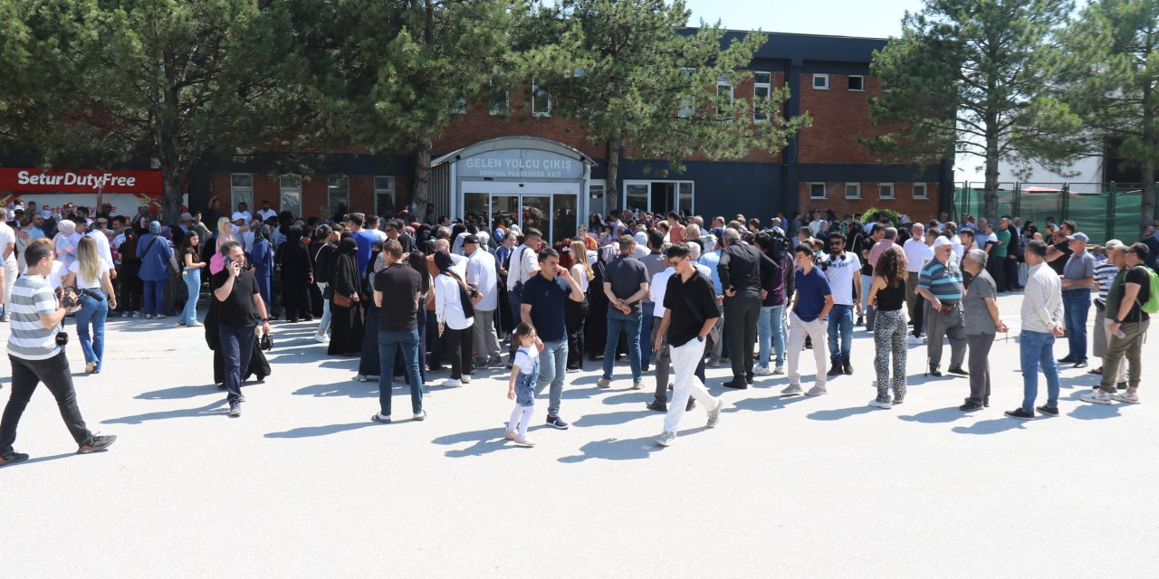 Eskişehirli ilk hacı kafilesi kutsal topraklardan döndü